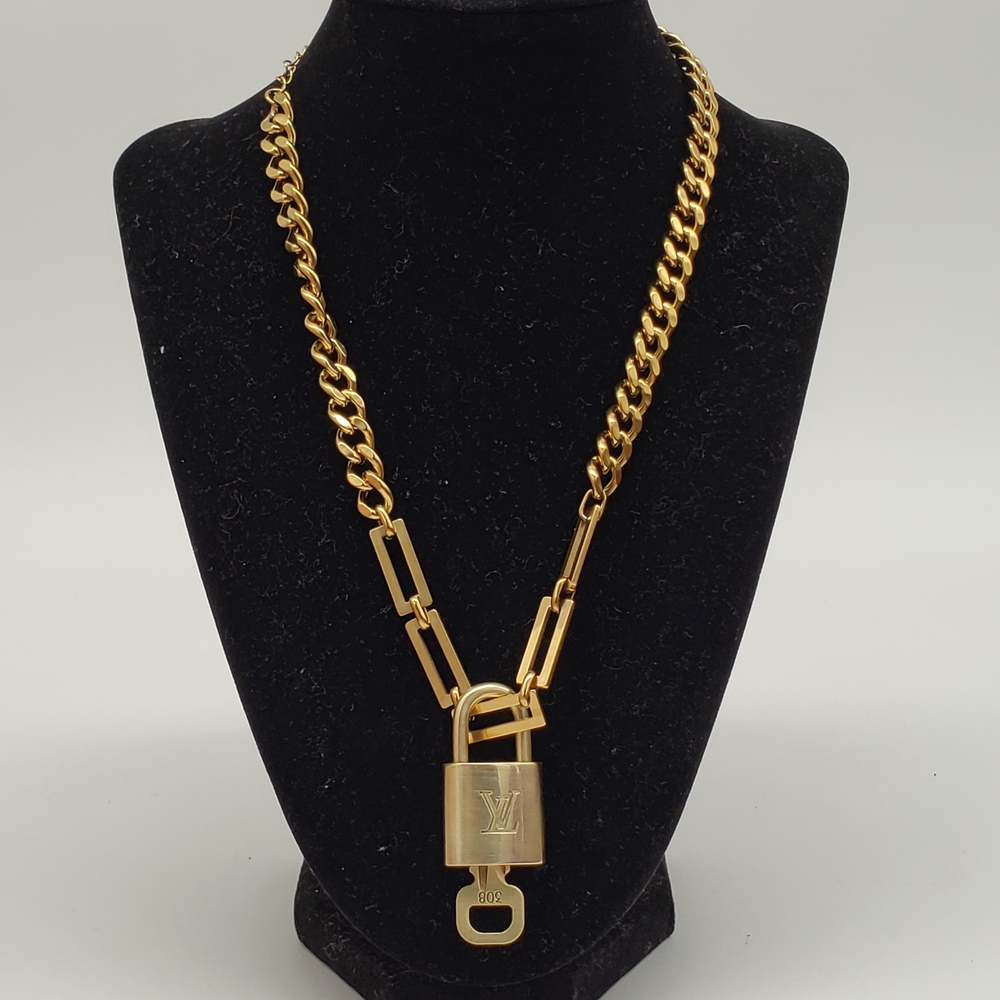 Auth Louis Vuitton Gold Padlock W/ Unbranded Stainless Steel Gold Plated Chain